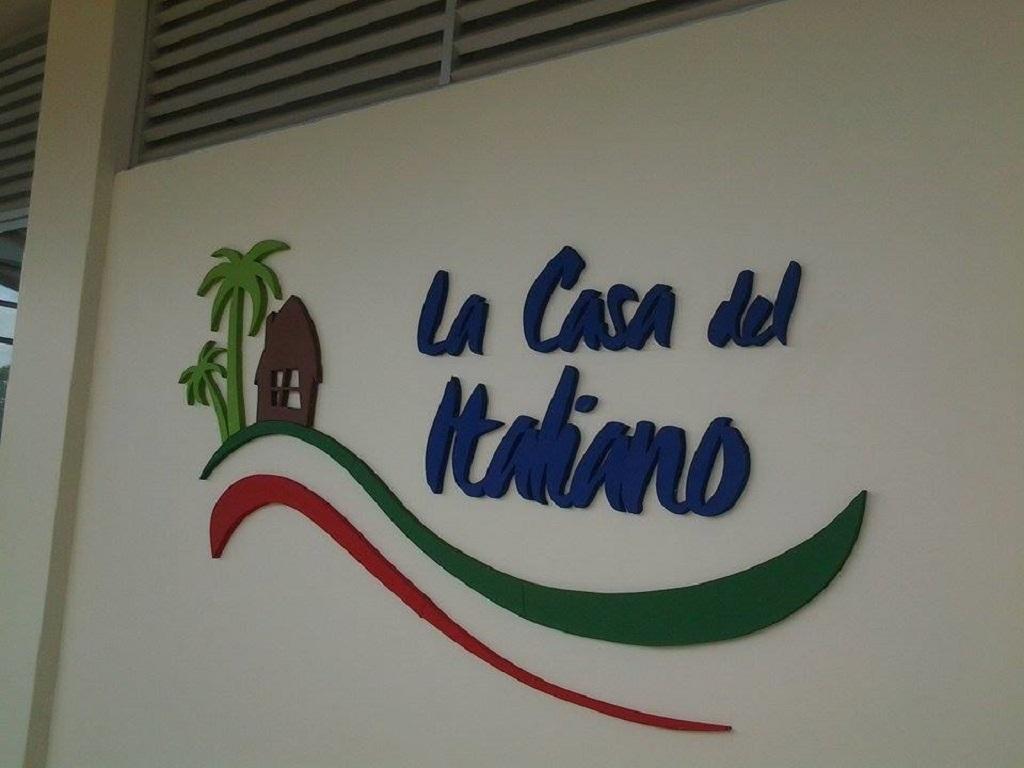 La Casa Del Italiano Bed & Breakfast Tarapoto Exterior photo